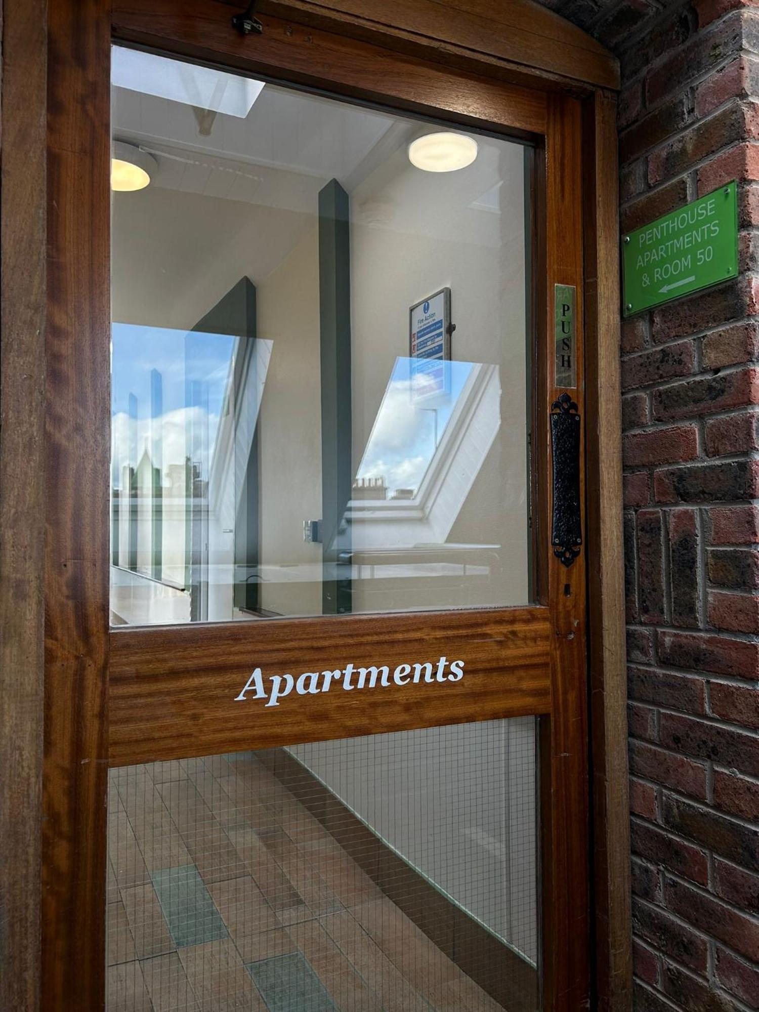 Gogartys Temple Bar Apartments دبلن المظهر الخارجي الصورة